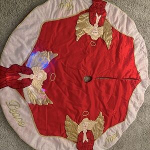 Christmas tree skirt